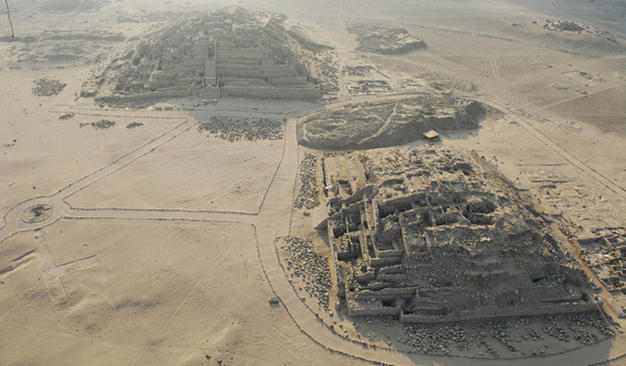 Lima - Perú
Pirámides de Caral
La civilización más antigua de América (5000 años de antigüedad)

Piramyds of Caral
The most ancient civilization in America (5000 years of age)