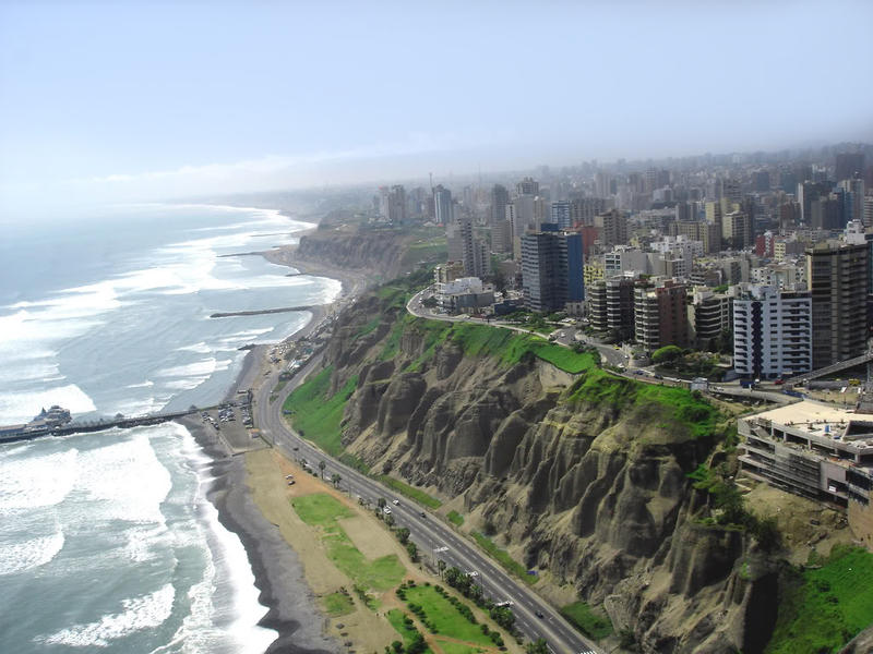 Lima - Perú

La costa del Pacífico en Miraflores, en la ciudad de Lima.
The Pacific coast in Miraflores, in Lima.